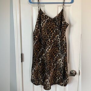 Secret treasures leopard slip dress size large